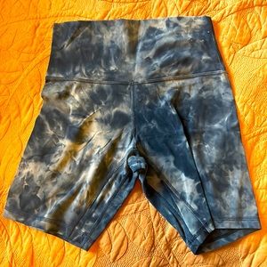 Lululemon Align High-Rise Short 8”